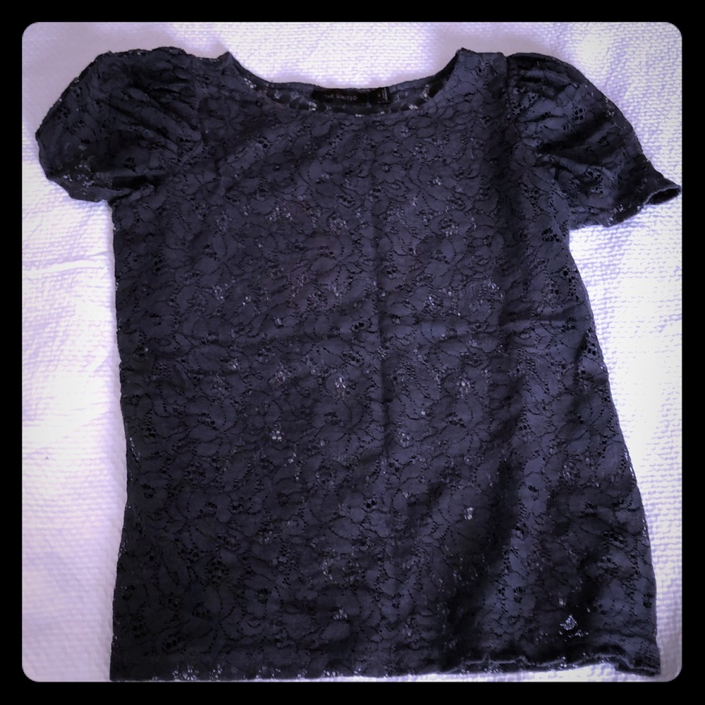 Lace, cap sleeve blouse